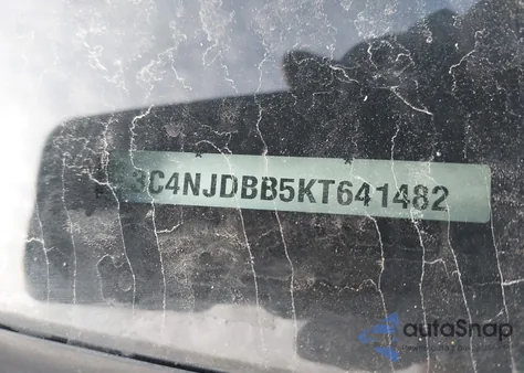 2019 Jeep Compass Latitude 4X4 from USA, damaged, VIN 3C4NJDBB5KT641482